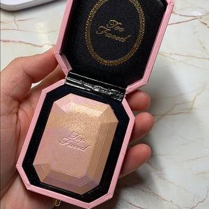 Too Faced HIGHLIGHTER✨